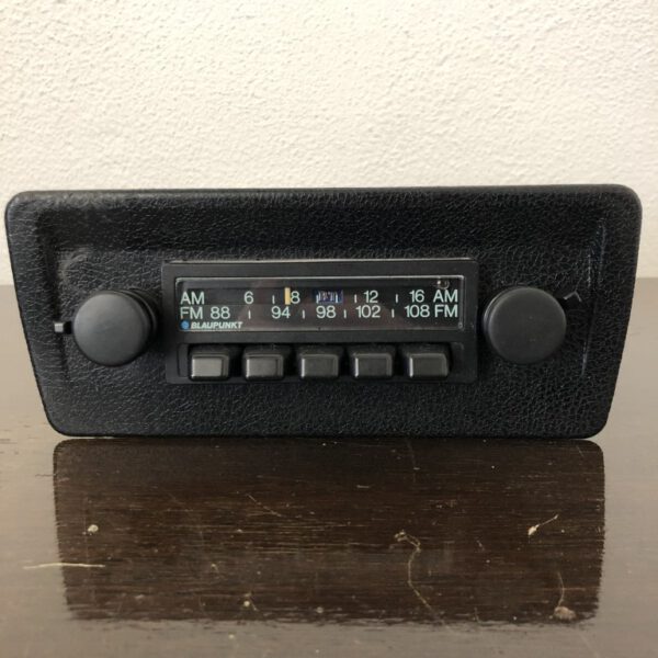 Bluetooth modified Blaupunkt Frankfurt perfect for your '70s or '80s European classic