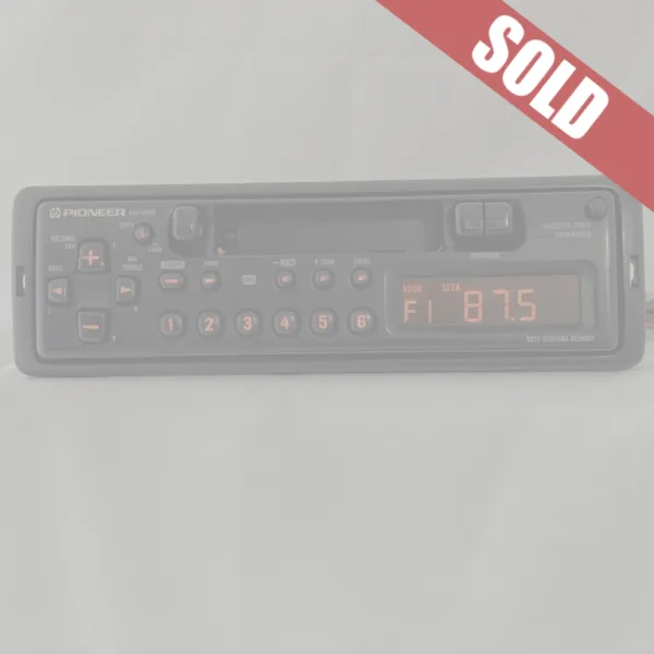 Pioneer KEH-2600 from 1995, perfect for your mid '90s classic